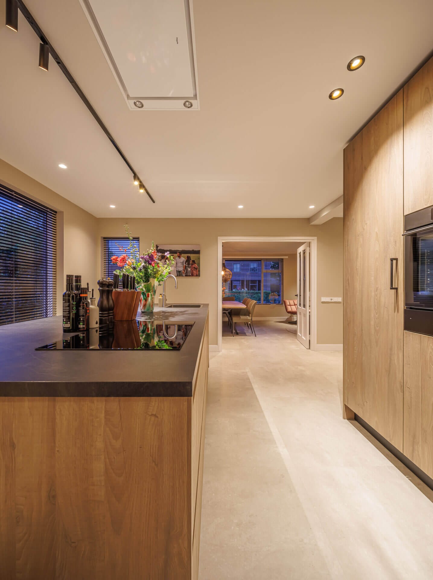 Kitchen lighting for modern home