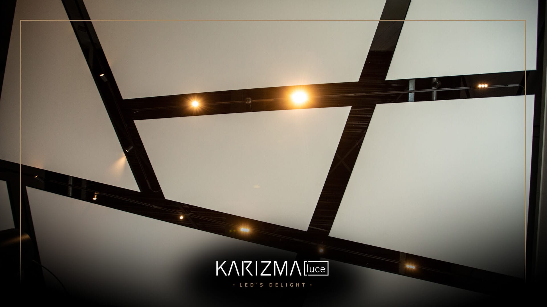 48v track system integrated in the ceiling