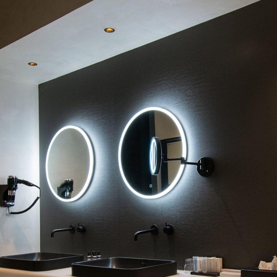 Bathroom with Karizma Luces Dea Amata lighting with gold reflector.