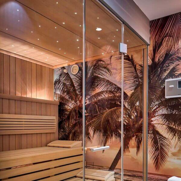 Wooden sauna with starlike ceiling by Karizma Luces Dea Amata XS.