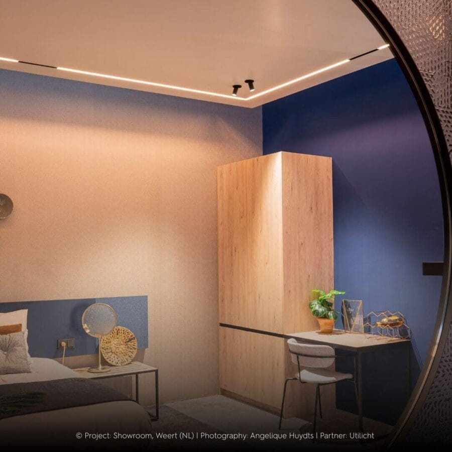 Bedroom with Dea Charon XS in the ceiling.