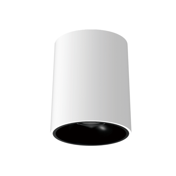 karizma luce doris M white